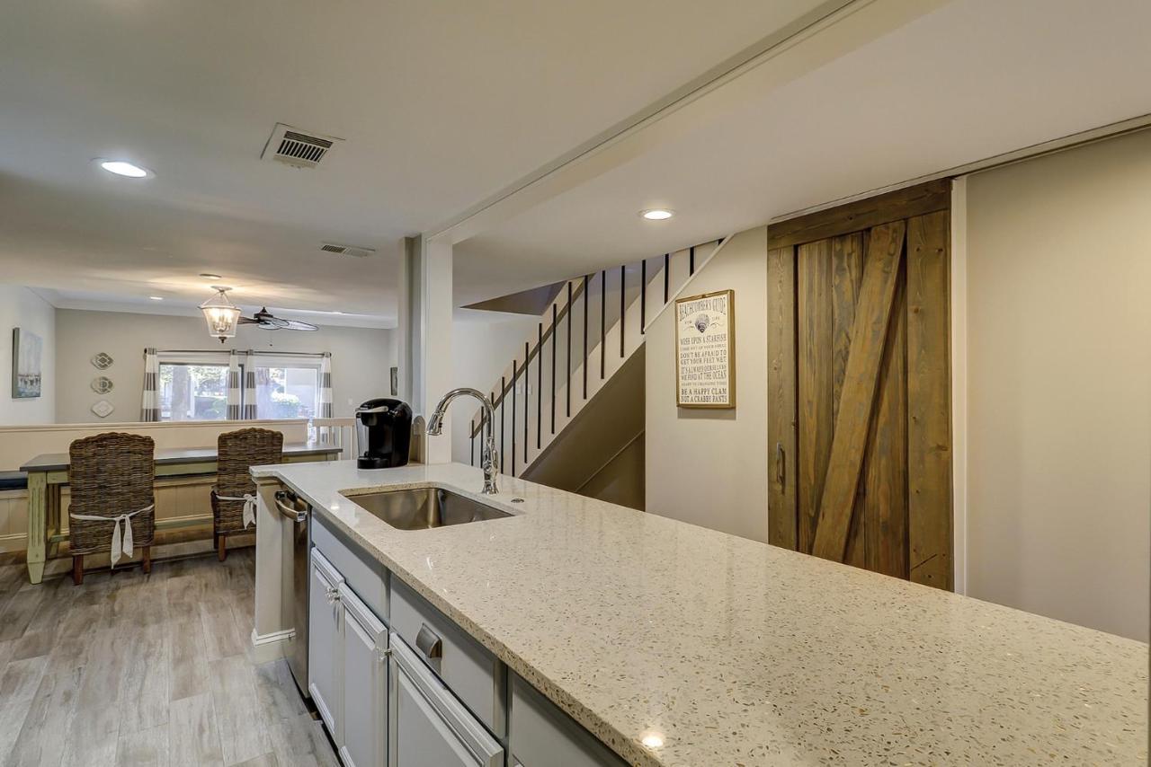 Luxury Updated New Kitchen New Floors, New Tvs, Bikes & Beach Gear Included Hilton Head Island Exterior photo